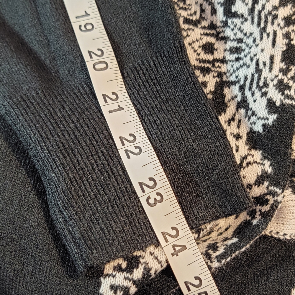 Napa Valley Black & White Light Weight Sweater Wrap Shawl Shrug Long Sleeves S - Picture 15 of 15